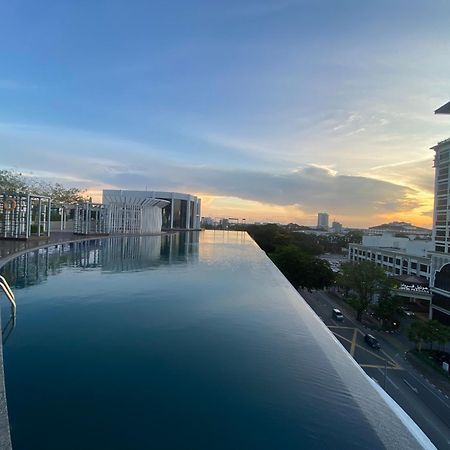 Jsadli Suite Troika Residence Kota Bharu Buitenkant foto