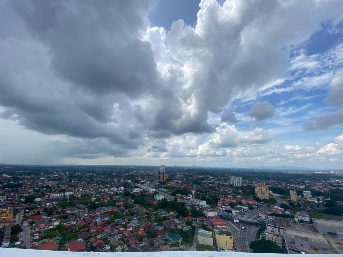 Jsadli Suite Troika Residence Kota Bharu Buitenkant foto